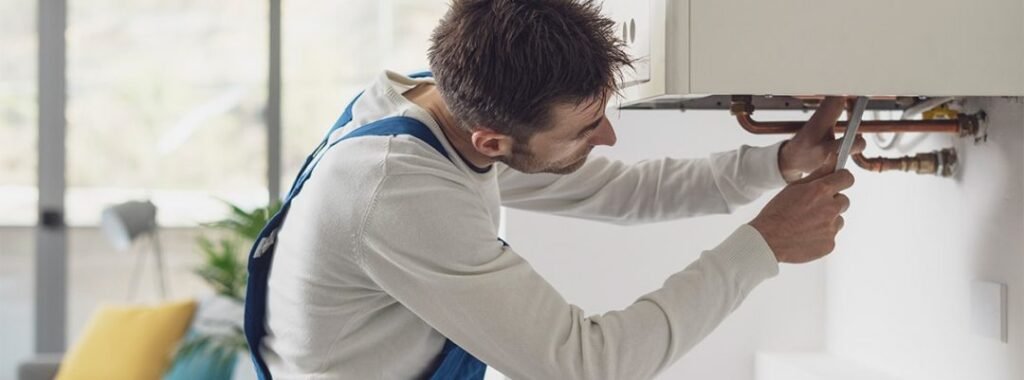 co╠umo saber si hay que reparar la caldera 1 1080x401